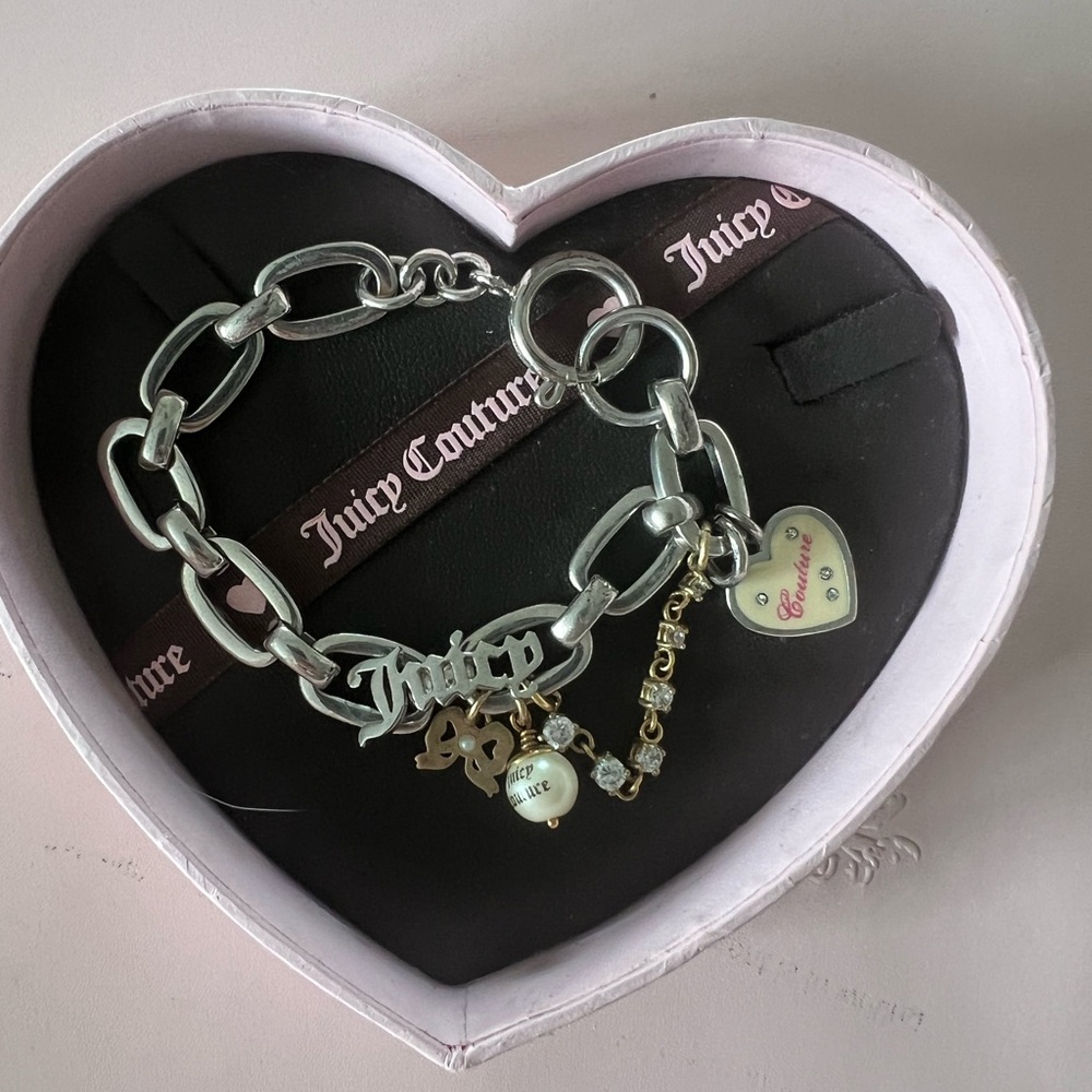 Juicy Couture | Vintage Charm Bracelet - Silver